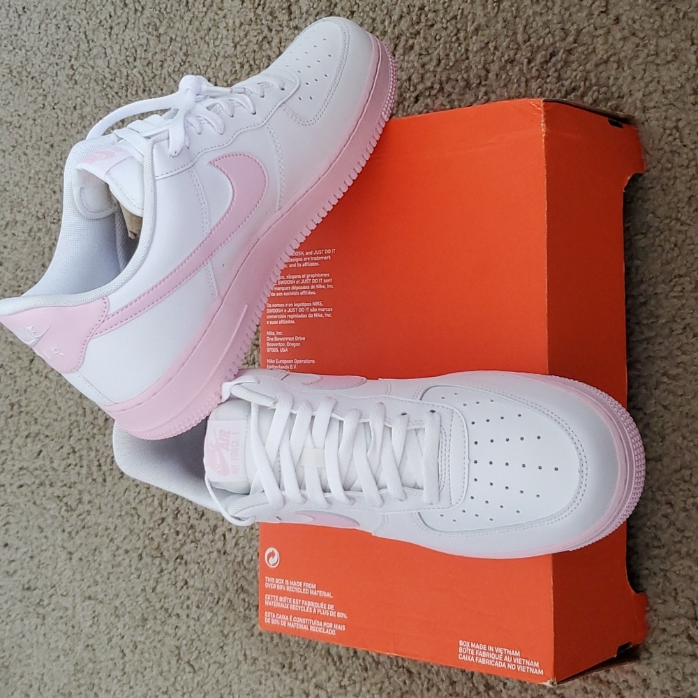 Very Rare New Air Force Ones - Picture 5 of 8
